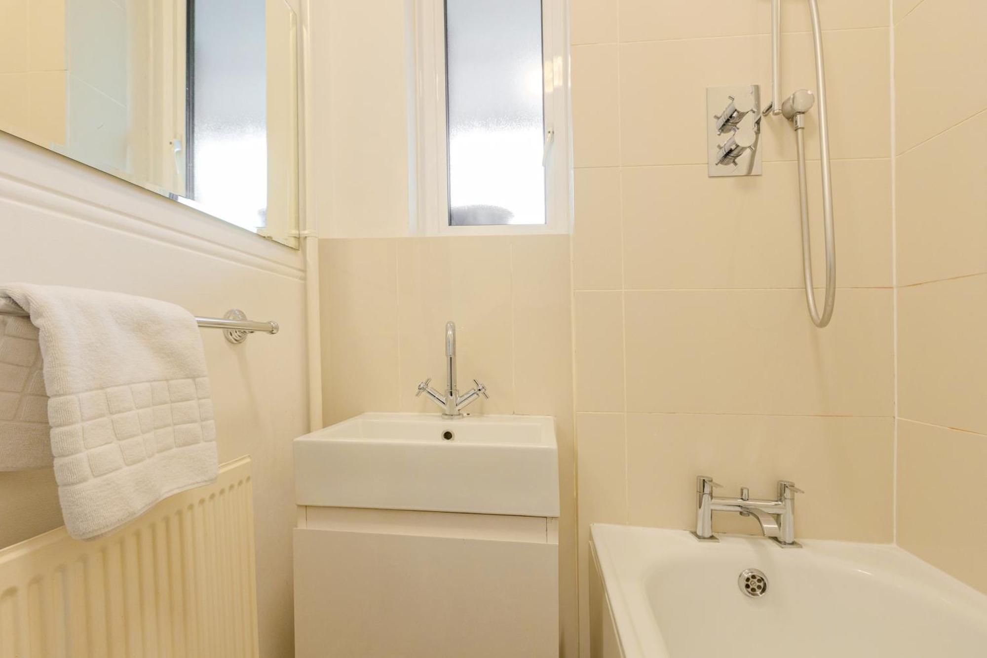 Bright Modern 1 Bedroom Flat, 5 Min To Vauxhall St Londres Exterior foto